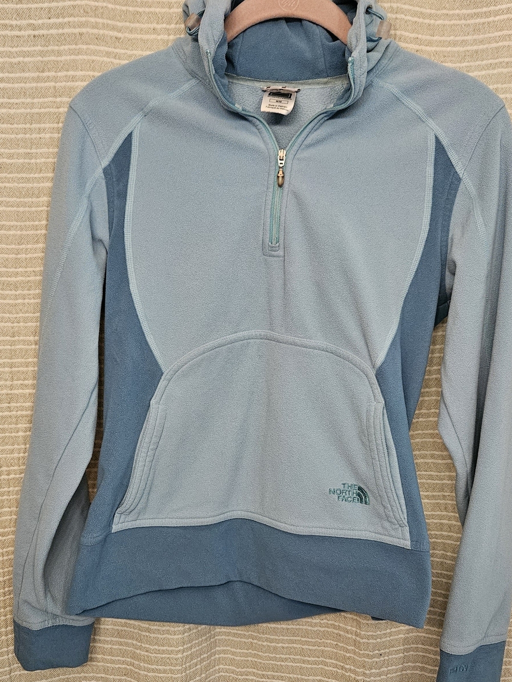 The North Face Light Blue Color Block Quarter-Zip Fleece Pullover